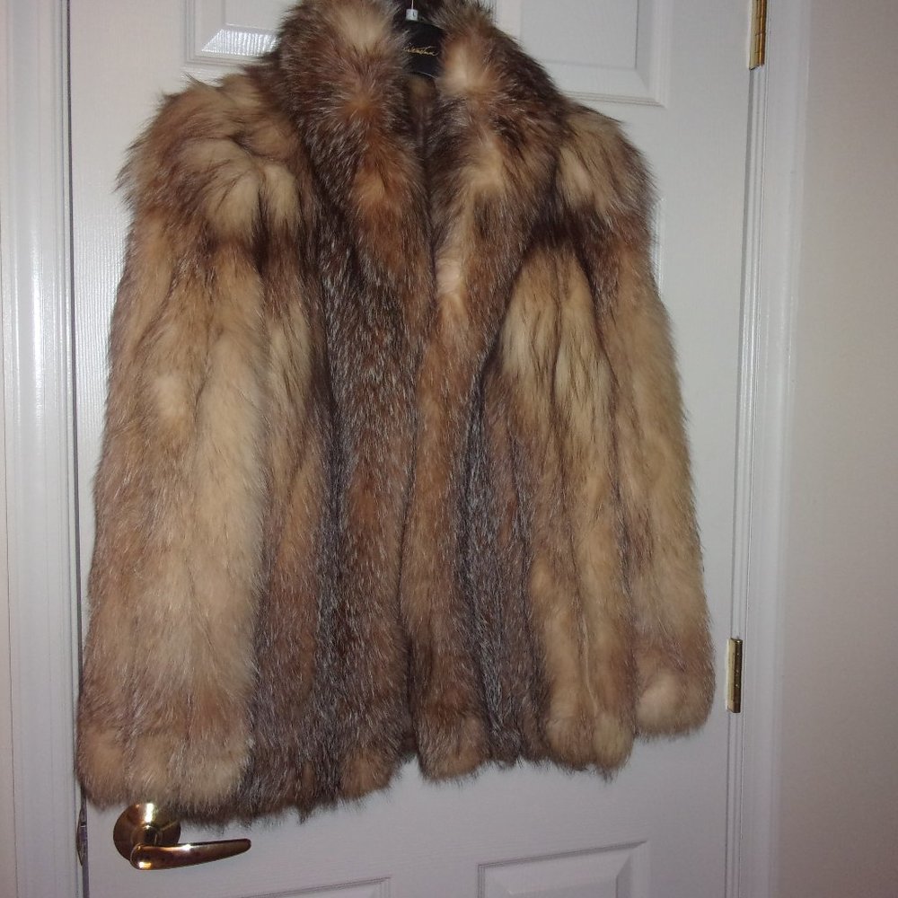 Natural Vintage Fox Jacket Size Sm; Long straight sleeves Stunning